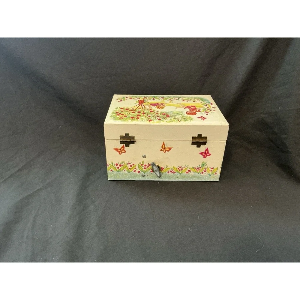 Rosaico Commodore Ballerina Music Box Floral Butterfly White Wood Green Interior